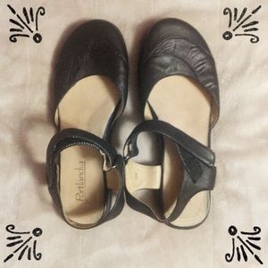 Portlandia comfort sandals shoes.